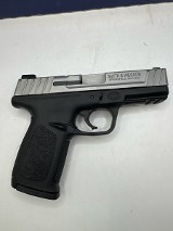 SMITH & WESSON SD40VE 40 Smith & Wesson - Image 2 of 5