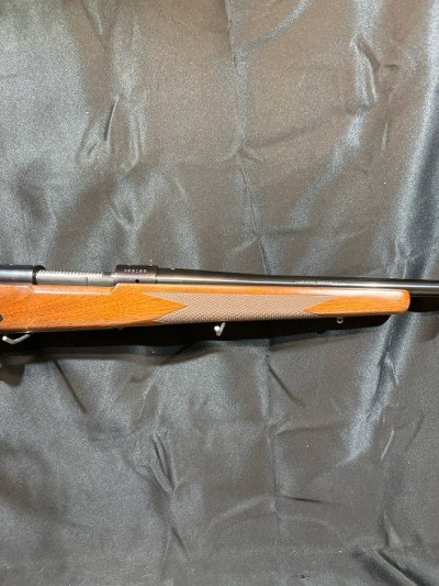 WINCHESTER MODEL 70 STANDARD G7004C 7MM REM MAG - Image 3 of 12