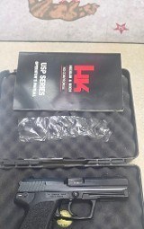 HECKLER & KOCH UPS S&W V1 .40 S&W - Image 4 of 6