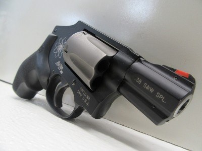 SMITH & WESSON 342-1 .38 SPL - Image 5 of 19