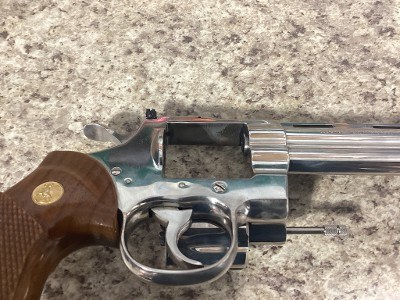 COLT PYTHON 357 .38 SPECIAL/.357 MAGNUM - Image 19 of 25