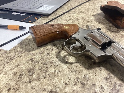 COLT PYTHON 357 .38 SPECIAL/.357 MAGNUM - Image 17 of 25