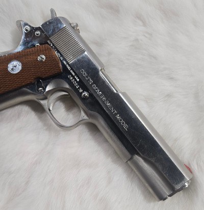 COLT MK IV / SERIES 70 GOVERNMENT .45 ACP - Image 4 of 8