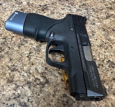 SMITH & WESSON M&P 45 SHIELD .45 ACP - Image 5 of 5