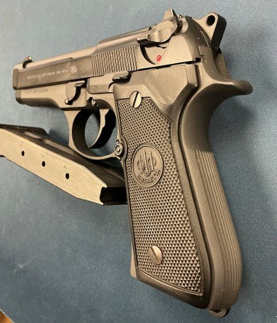BERETTA 92 FS 9MM LUGER (9x19 PARA) - Image 18 of 19