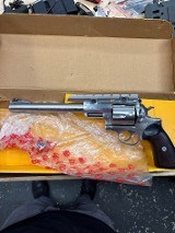 RUGER SUPER REDHAWK .44 MAGNUM - Image 2 of 6