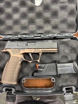 SIG SAUER P365 X-MACRO COMP 9MM LUGER (9X19 PARA) - Image 1 of 4