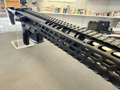 SIG SAUER MCX5.56X45MM NATO - Image 8 of 13