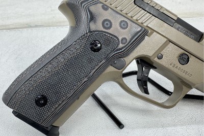 SIG SAUER M11-A1 COMPACT 9MM LUGER (9x19 PARA) - Image 12 of 25