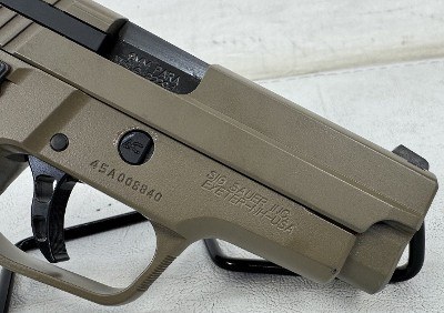 SIG SAUER M11-A1 COMPACT 9MM LUGER (9x19 PARA) - Image 8 of 25