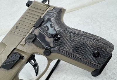 SIG SAUER M11-A1 COMPACT 9MM LUGER (9x19 PARA) - Image 7 of 25
