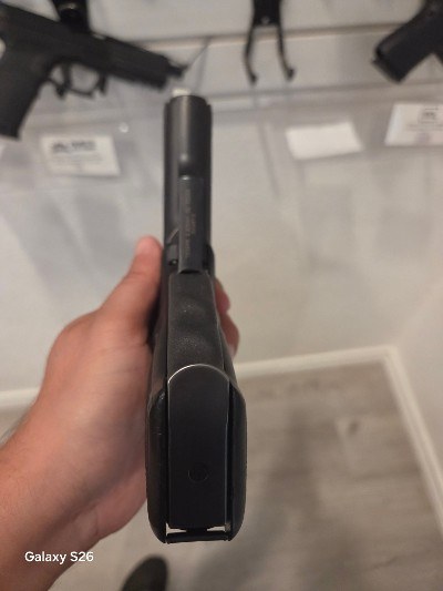 HECKLER & KOCH P7 9MM LUGER (9x19 PARA) - Image 5 of 14