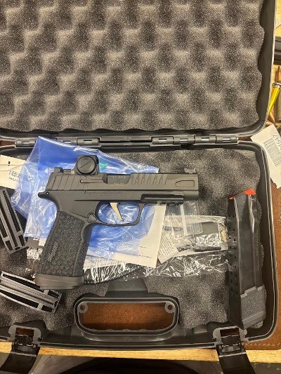 SIG SAUER P365 FUSE 9MM LUGER (9X19 PARA) - Image 2 of 4