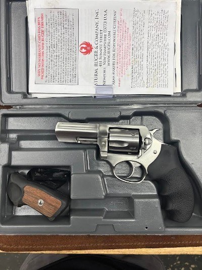 RUGER SP101 .357 MAG - Image 1 of 4