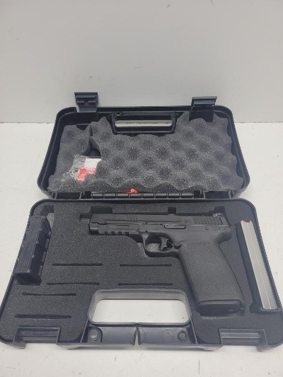SMITH & WESSON M&P 5.7 5.7x28mm - Image 1 of 12