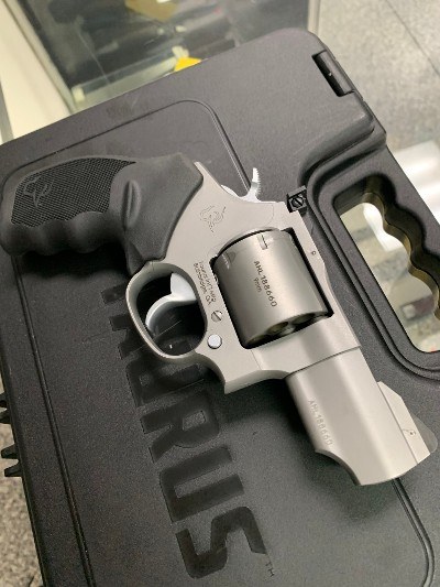 TAURUS 692 .38 SPECIAL/.357 MAGNUM - Image 5 of 6