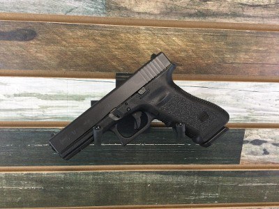 GLOCK 17 GEN 3 9MM LUGER (9x19 PARA) - Image 1 of 5