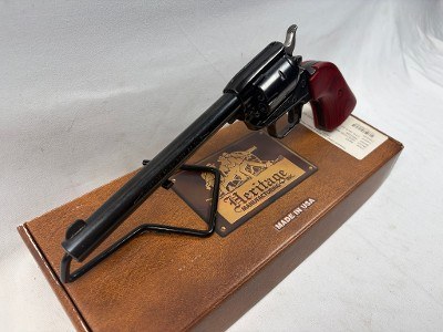 HERITAGE MFG. ROUGH RIDER SMALL BORE .22 LR - Image 2 of 7