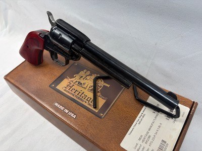 HERITAGE MFG. ROUGH RIDER SMALL BORE .22 LR - Image 6 of 7
