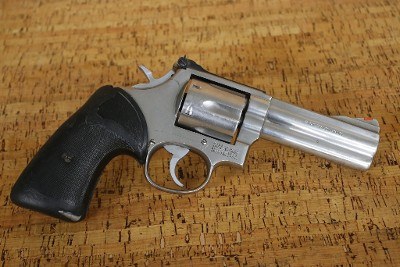 SMITH & WESSON 686 .357 MAG - Image 5 of 21