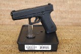 GLOCK G22 Gen 2 .40 S&W - Image 2 of 13
