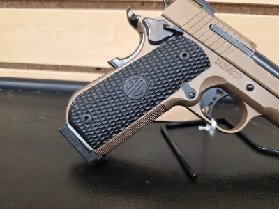 SIG SAUER 1911 CARRY FASTBACK EMPEROR SCORPION .45 ACP - Image 8 of 12