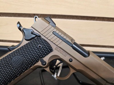 SIG SAUER 1911 CARRY FASTBACK EMPEROR SCORPION .45 ACP - Image 9 of 12