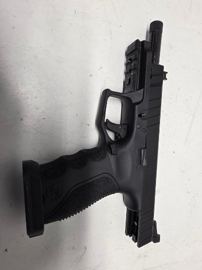 STOEGER STR-9F COMBAT 9MM LUGER (9x19 PARA) - Image 7 of 9
