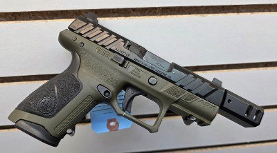 BERETTA APX A1 9MM LUGER (9x19 PARA) - Image 1 of 4