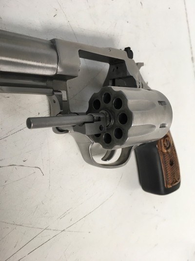 RUGER SP-101 .22 LR - Image 7 of 12