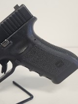GLOCK 22 GEN 4 .40 - Image 6 of 11