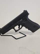 GLOCK 22 GEN 4 .40 - Image 1 of 11