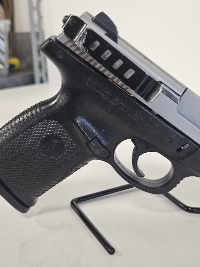SMITH & WESSON SW 40VE 40 Smith & Wesson - Image 5 of 10