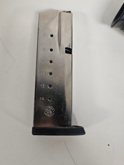 SMITH & WESSON SW 40VE 40 Smith & Wesson - Image 10 of 10