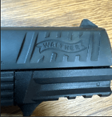 WALTHER P22 TARGET BLACK .22 LR - Image 4 of 6