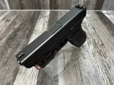 GLOCK 21 GEN 3 45 ACP (45 Auto) - Image 3 of 4