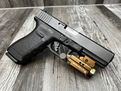 GLOCK 21 GEN 3 45 ACP (45 Auto) - Image 2 of 4