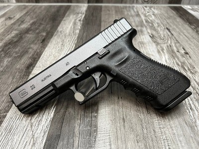 GLOCK 22 GEN 3 40 Smith & Wesson - Image 1 of 3