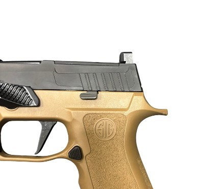 SIG SAUER P320 CARRY 9MM LUGER (9x19 PARA) - Image 4 of 9