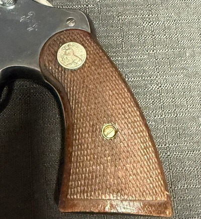 COLT OFFICIAL POLICE .22 LR - Image 10 of 10