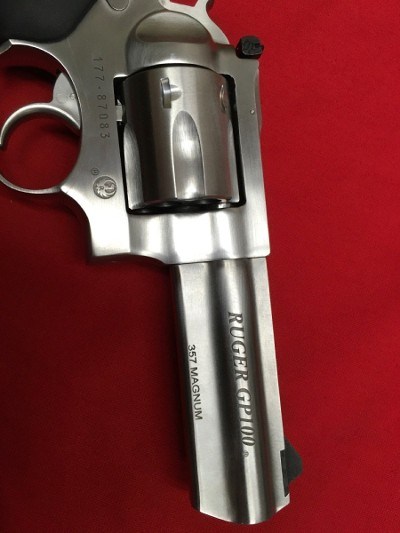 RUGER GP100 (1705) .375 MAGNUM - Image 5 of 11