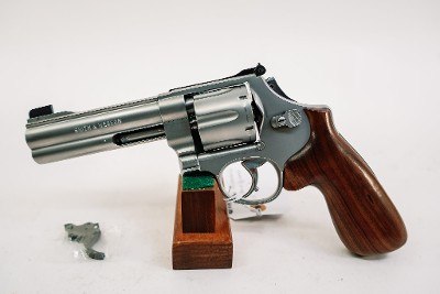 SMITH & WESSON 625-2 .45 ACP - Image 2 of 3