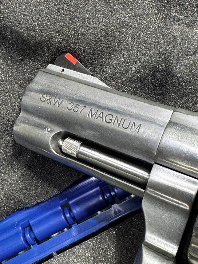 SMITH & WESSON 686-6 .357 MAG - Image 6 of 6