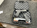 GLOCK 23 GEN 4 .40 - Image 3 of 8