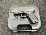 GLOCK 23 GEN 4 .40 - Image 1 of 8