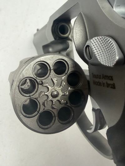 TAURUS 942 .22 WMR - Image 7 of 9