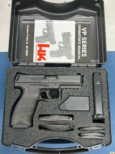 HECKLER & KOCH VP40 .40 S&W - Image 1 of 6