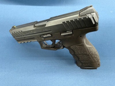 HECKLER & KOCH VP40 .40 S&W - Image 4 of 6