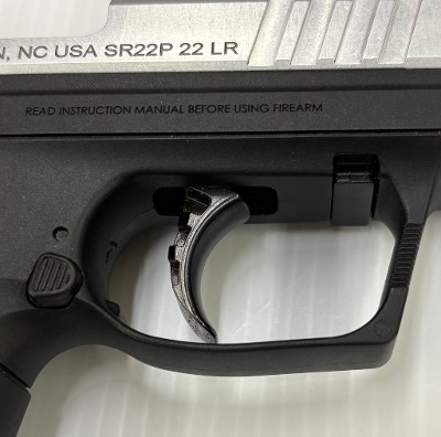 RUGER SR22 .22LR/.22MAG - Image 8 of 14