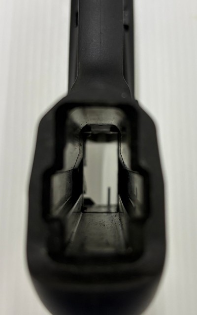 RUGER SR22 .22LR/.22MAG - Image 13 of 14